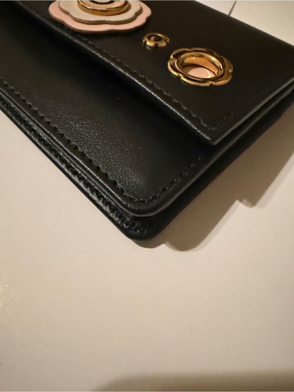 Salvatore Ferragamo Gancini Flower Card Holder Keychain Black, never used - Picture 6 of 11